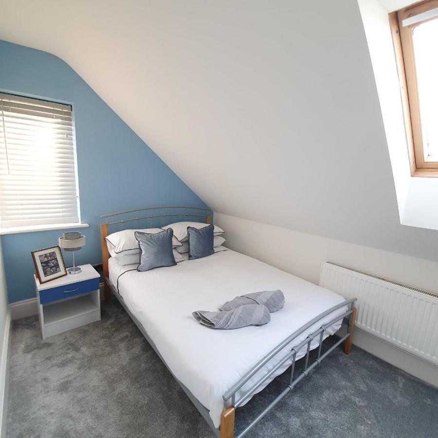 Spacious Beautiful And Warm Cottage With Parkingチェルムスフォード エクステリア 写真